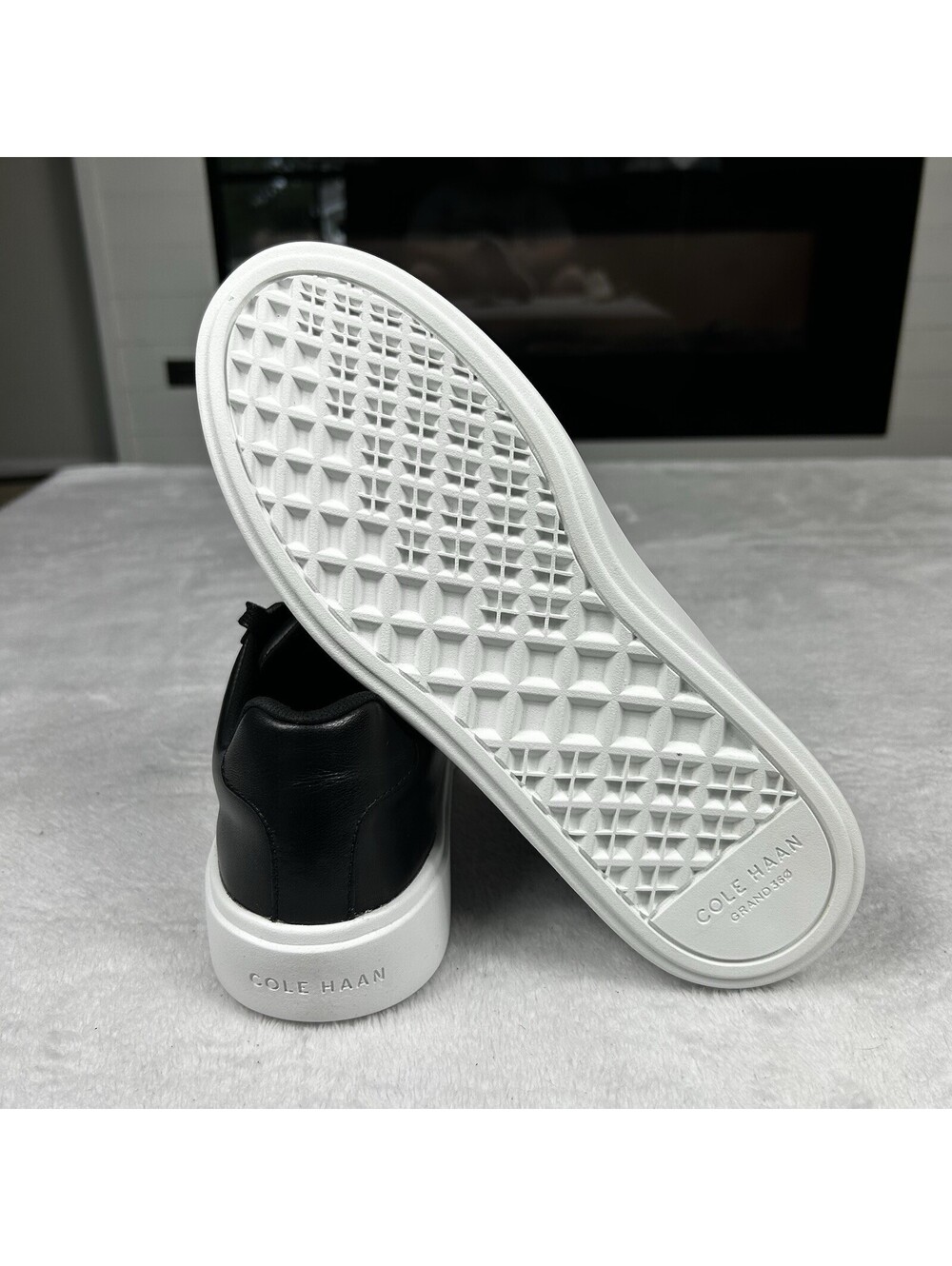 Cole Haan Womens Grand Crosscourt Daily Sneaker Size 8.5B Black White W26650 New - Picture 9 of 10
